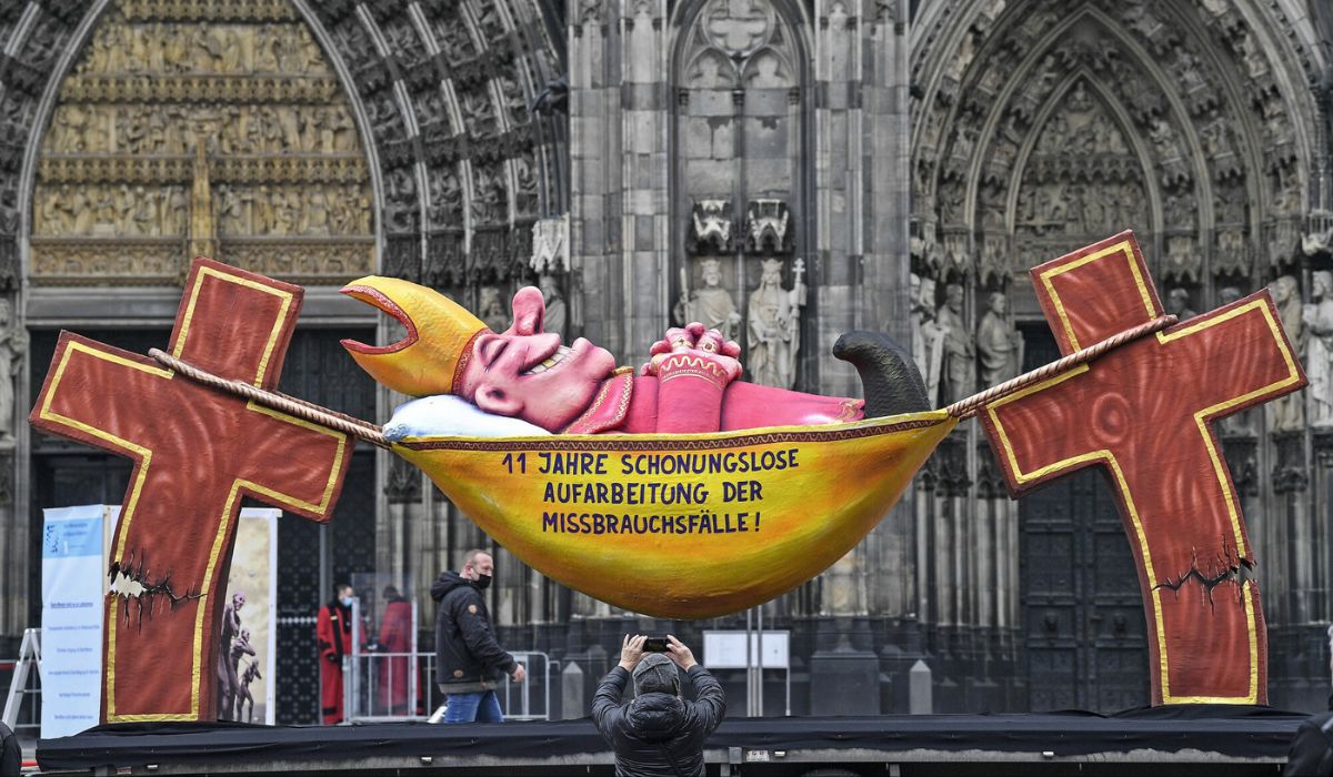 Niemcy: przez działania specjalnej komisji, Kościół musiał wypłacić ofiarom ponad 57 mln euro