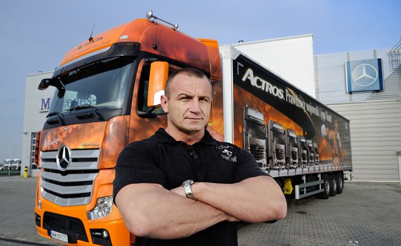 Money.pl: Pudzian unika płacenia podatków, udaje rolnika