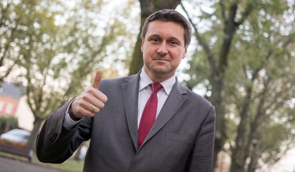 Łukasz Zbonikowski tak narozrabiał, że wyleciał nawet z PiS, a i tak został właśnie prezesem spółki skarbu państwa