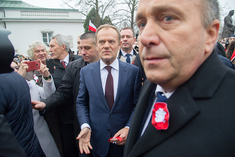 Sondaż IBRiS: PiS utrzymuje znaczną przewagę:jarek: