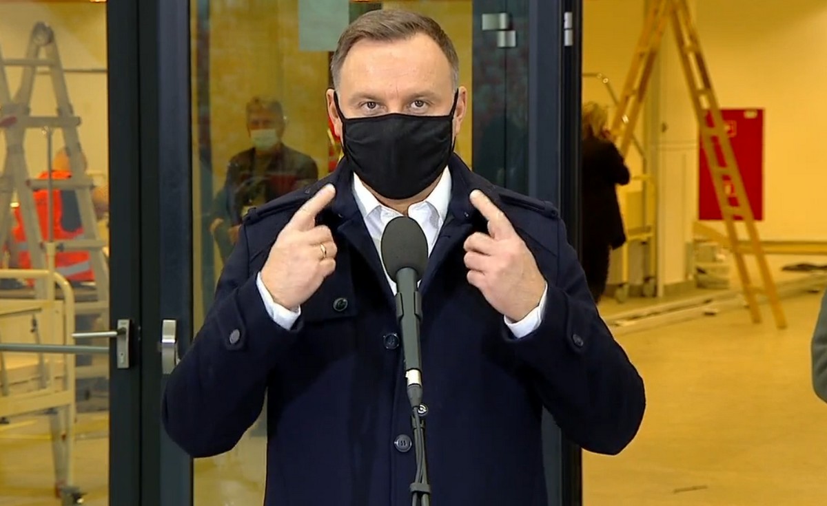 Prezydent Duda diagnozuje: tak jak mijały w historii świata zarazy, tak i ta minie