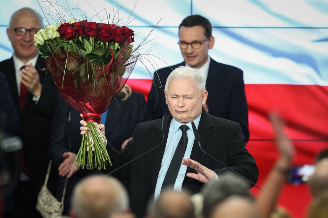 Wyniki PKW z 99,5% komisji: PiS traci Senat