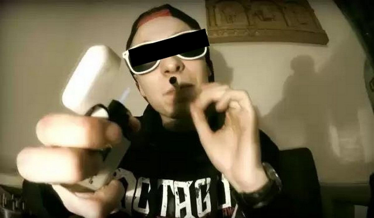 Filip J., brat Patryka Jakiego skazany za posiadanie narkotyków