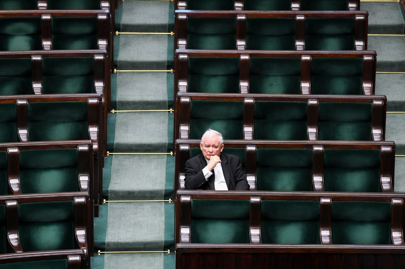 Kaczyński: zgodnie z konstytucją nie ma możliwości odłożenia wyborów, szczególnie na rok