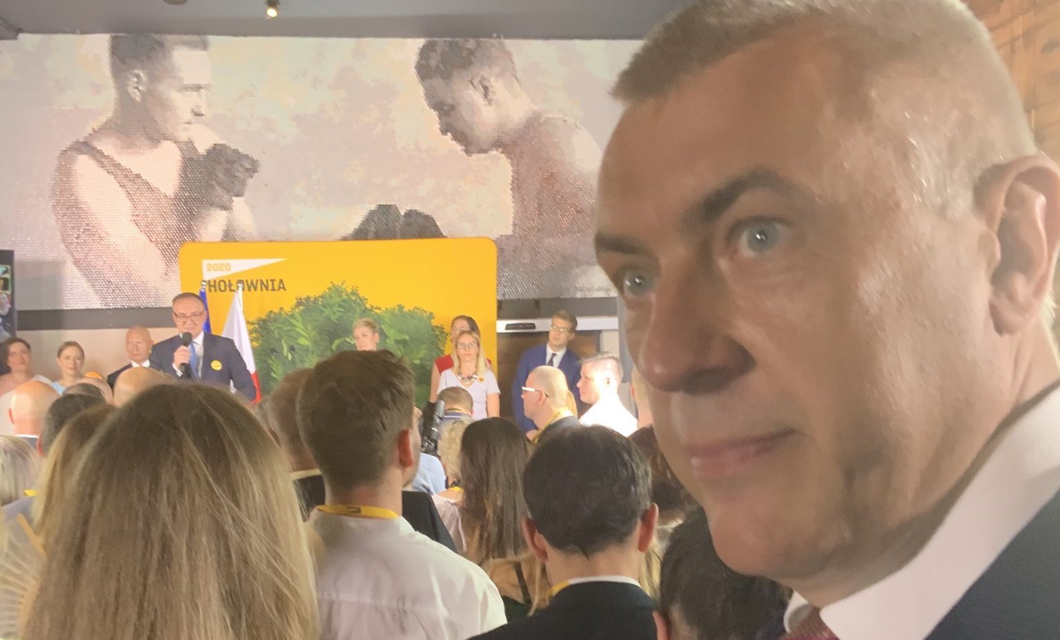 Roman Giertych na wieczorze wyborczym Hołowni: "nieprawdopodobny sukces"