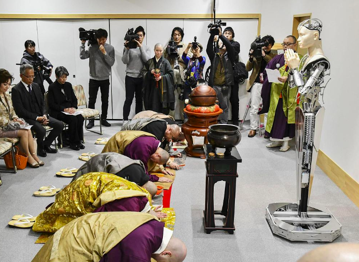 Specjalnie zaprojektowany robot został bóstwem w świątyni buddyjskiej