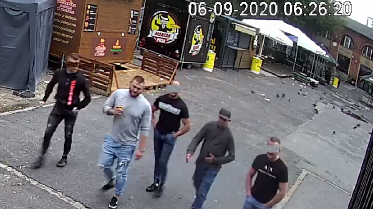 Łódź: byłoby fajnie zidentyfikować paru lokalnych kozaków, którzy pobili człowieka dla zabawy