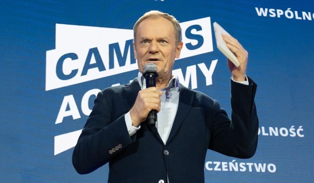 Tusk z nutą religijną, twierdzi, że katolicy nie mogą głosować na PiS czy Konfederację