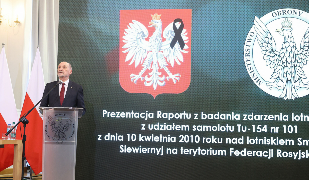 Raport podkomisji smoleńskiej w końcu ujrzał światło dzienne i wyszło, że był wybuch i generalnie wina Tuska