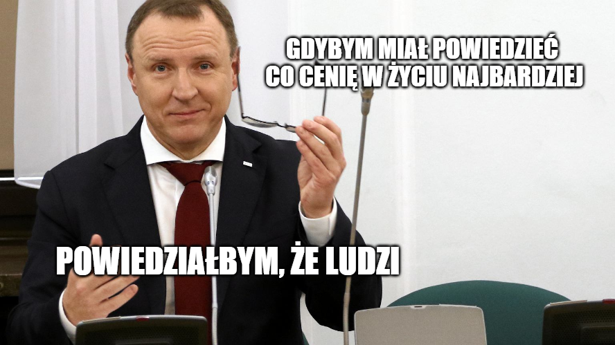 Zarobki w TVP rosną, a oglądalność spada