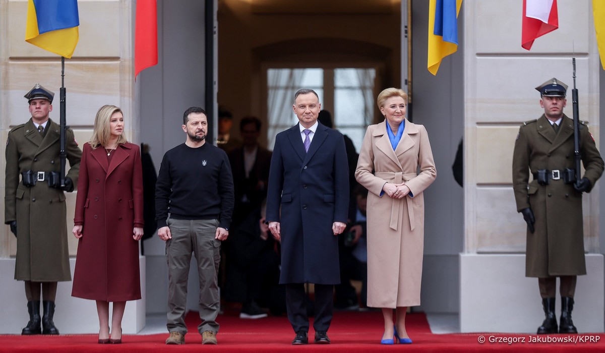 Rozpoczęła się wizyta prezydenta Wołodymyra Zełenskiego w Polsce, został odznaczony Orderem Orła Białego