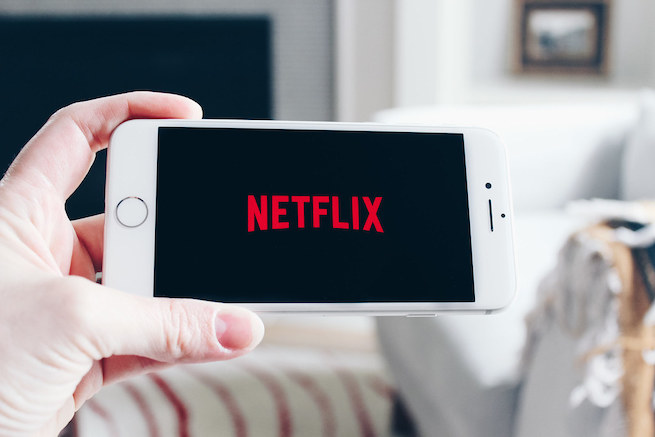 Netflix rozwija się tak szybko i przybywa tak wielu klientów, że niedługo może zarabiać miliard dolarów na czysto