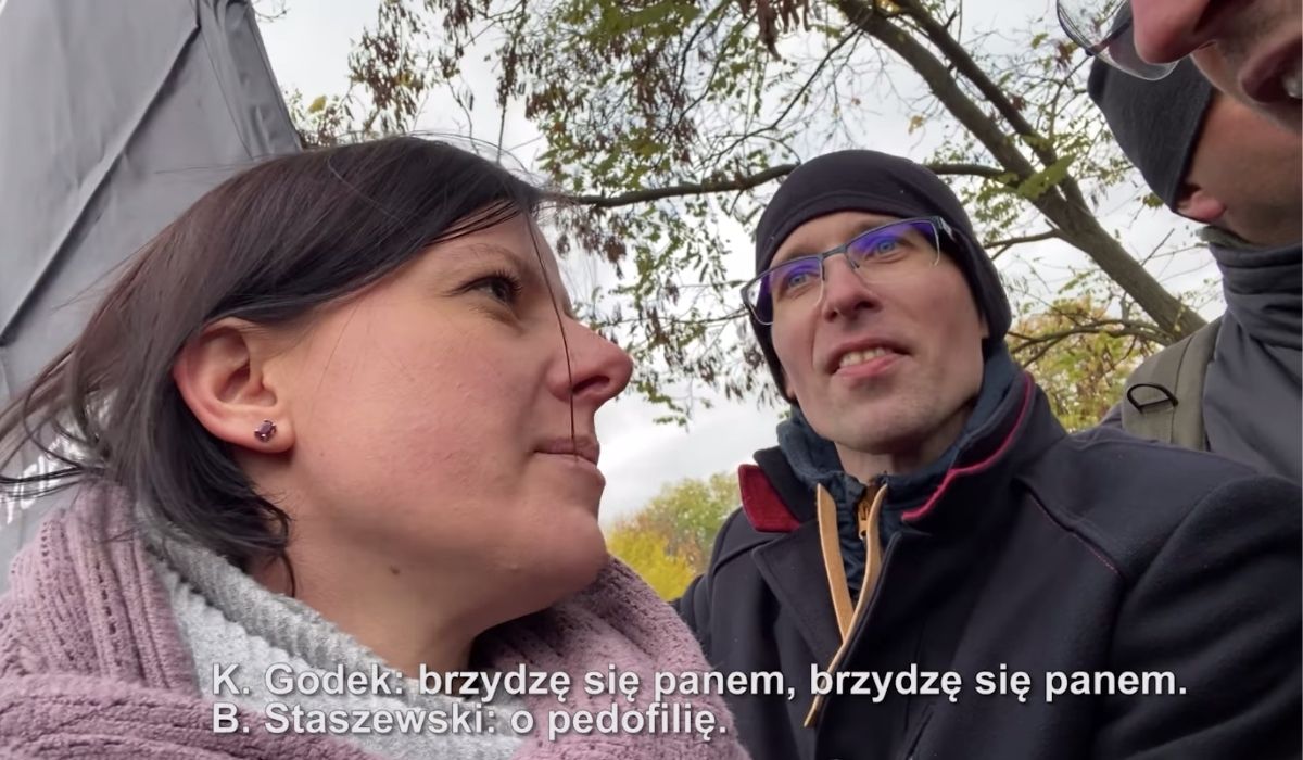 Bart Staszewski grozi Kai Godek pozwem i pokazuje, jak go obraziła: "brzydzę się panem"