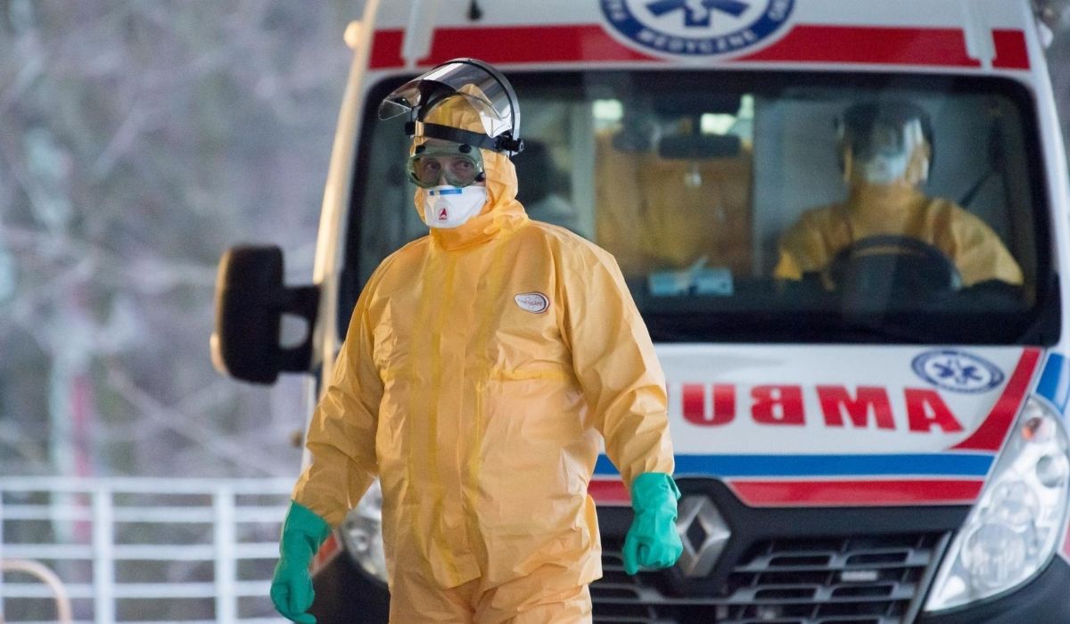 Mazowieckie: personel jednego z największych szpitali ma sam płacić za testy na koronawirusa