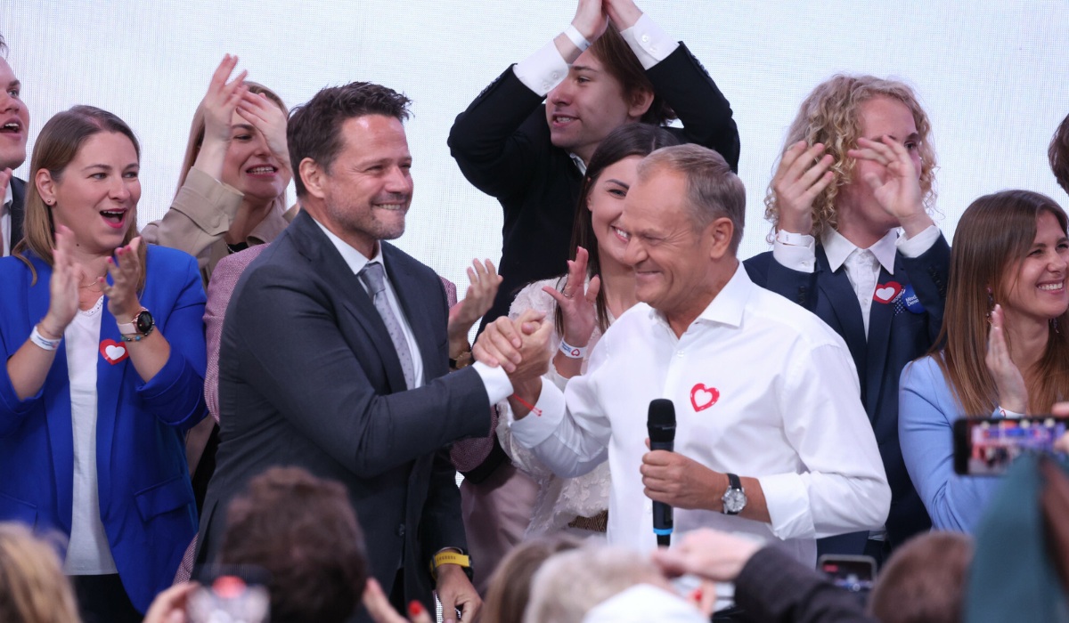 Pełne wyniki wyborów: wygrywa KO, ale minimalną przewagą nad PiS