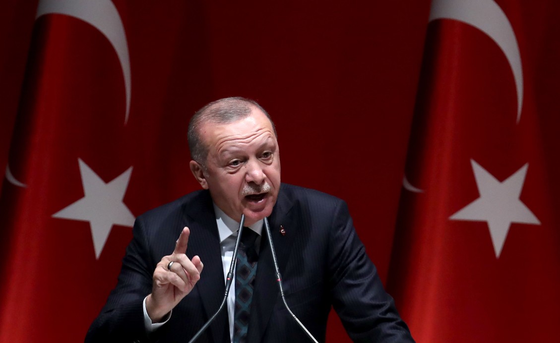 Prezydent Turcji grozi wpuszczeniem do Europy ponad 3 milionów uchodźców