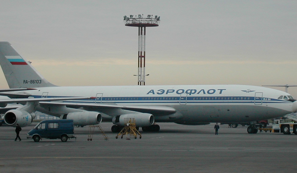 Rosja zaczyna oszczędzać na lotnictwie i rolę drugiego pilota w samolotach przejmie sztuczna inteligencja