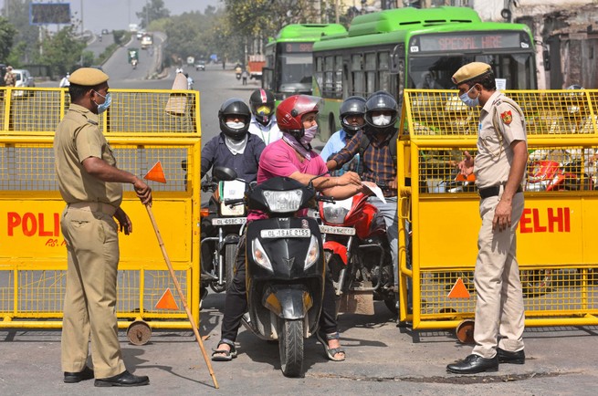 Indie: policjanci złapali złodzieja z koronawirusem, cały komisariat został poddany kwarantannie