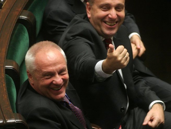 Niesiołowski: największym przegranym wyborów jest ten obrzydliwy Schetyna