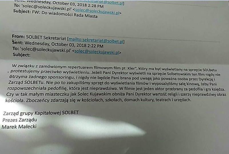 Firma podarowała kinu projektor, więc teraz nie życzy sobie, by wyświetlano na nim "Kler"