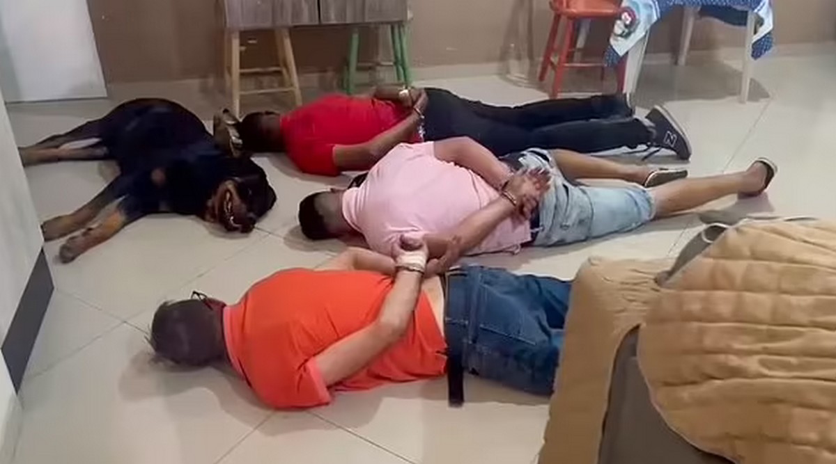 Brazylia: pies bandytów podczas aresztowania położył się z nimi na glebie, myśląc, że to zabawa