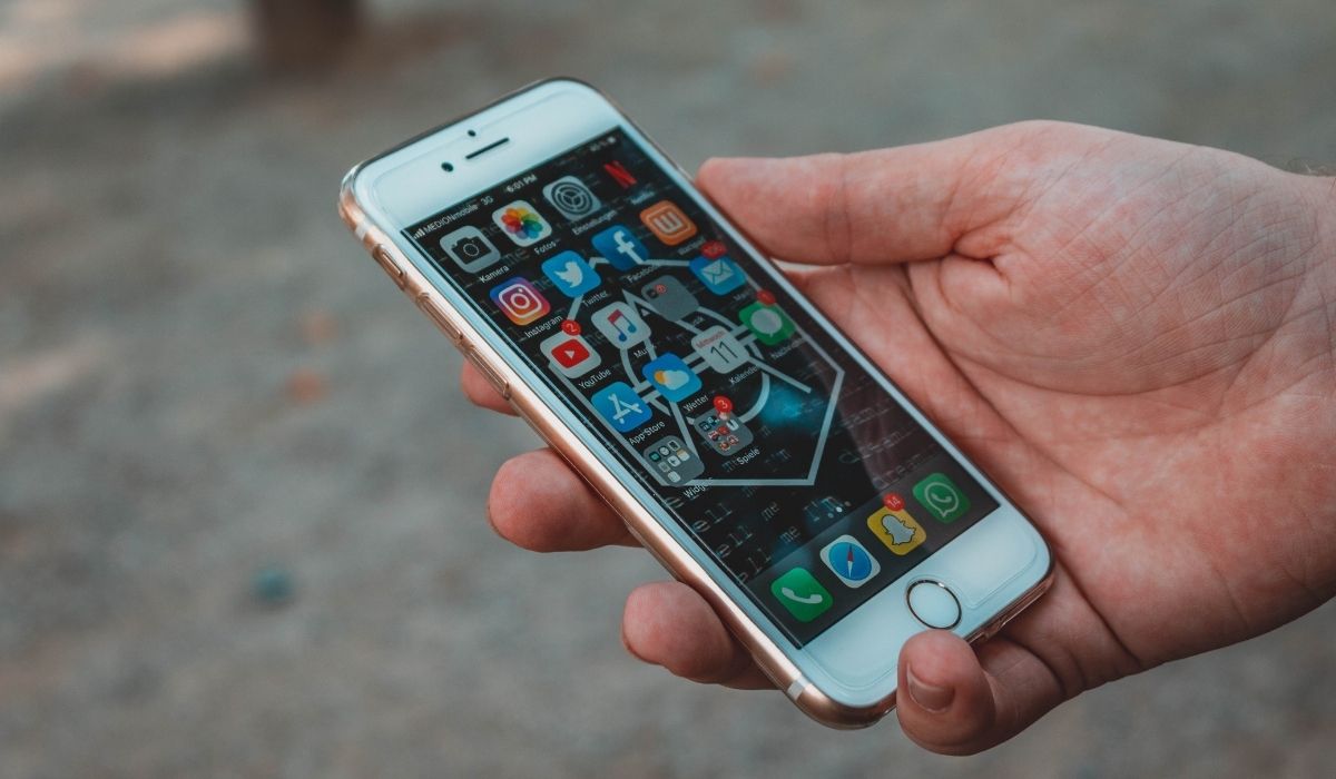 Wyrok TSUE: FB i Spotify za darmoszkę w ramach abonamentu telefonicznego jest niedopuszczalne