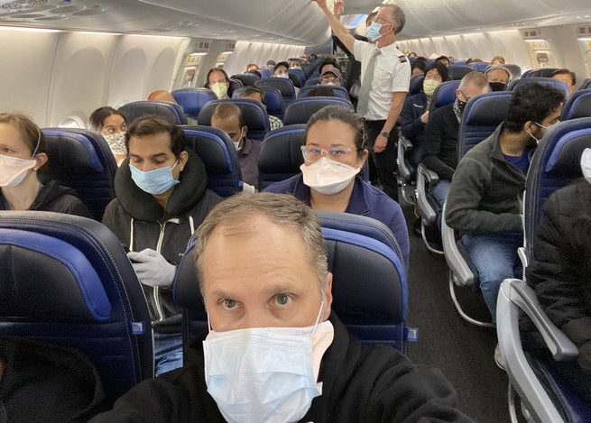 Samolot lecący do Kalifornii wypełniony po brzegi. "Ludzie byli przerażeni"