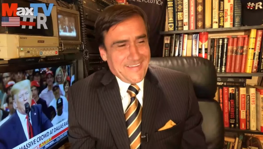 Mariusz "Mad Max" Kolonko opowiada żart o krowie