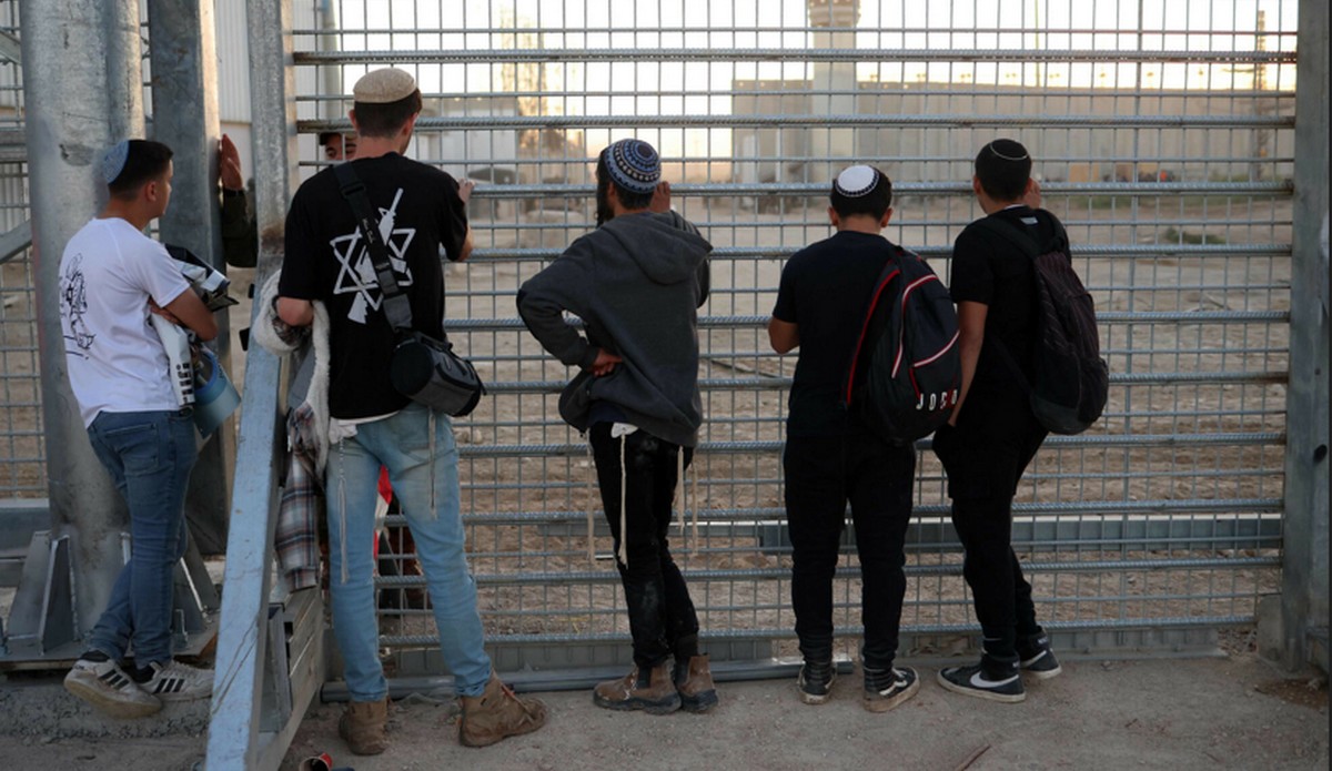 Izrael zapowiada, że utworzy nowe trasy dla konwojów pomocowych i będzie je chronił