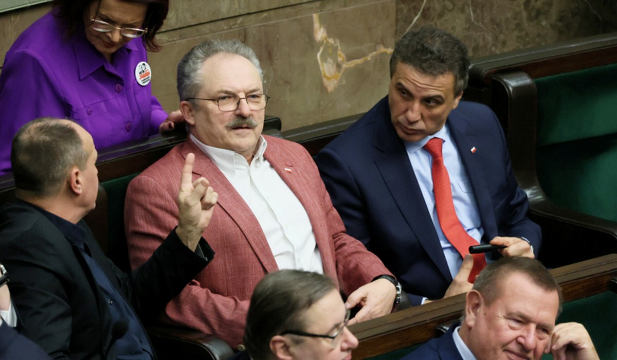 Kandydat na fotel prezydenta Marek Jakubiak proponuje wprowadzenie "bykowego" dla poprawy systemu emerytalnego