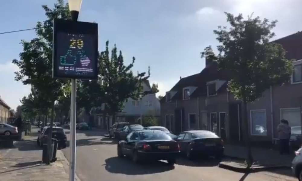 Holandia testuje fototradar nagradzający za prawidłową jazdę