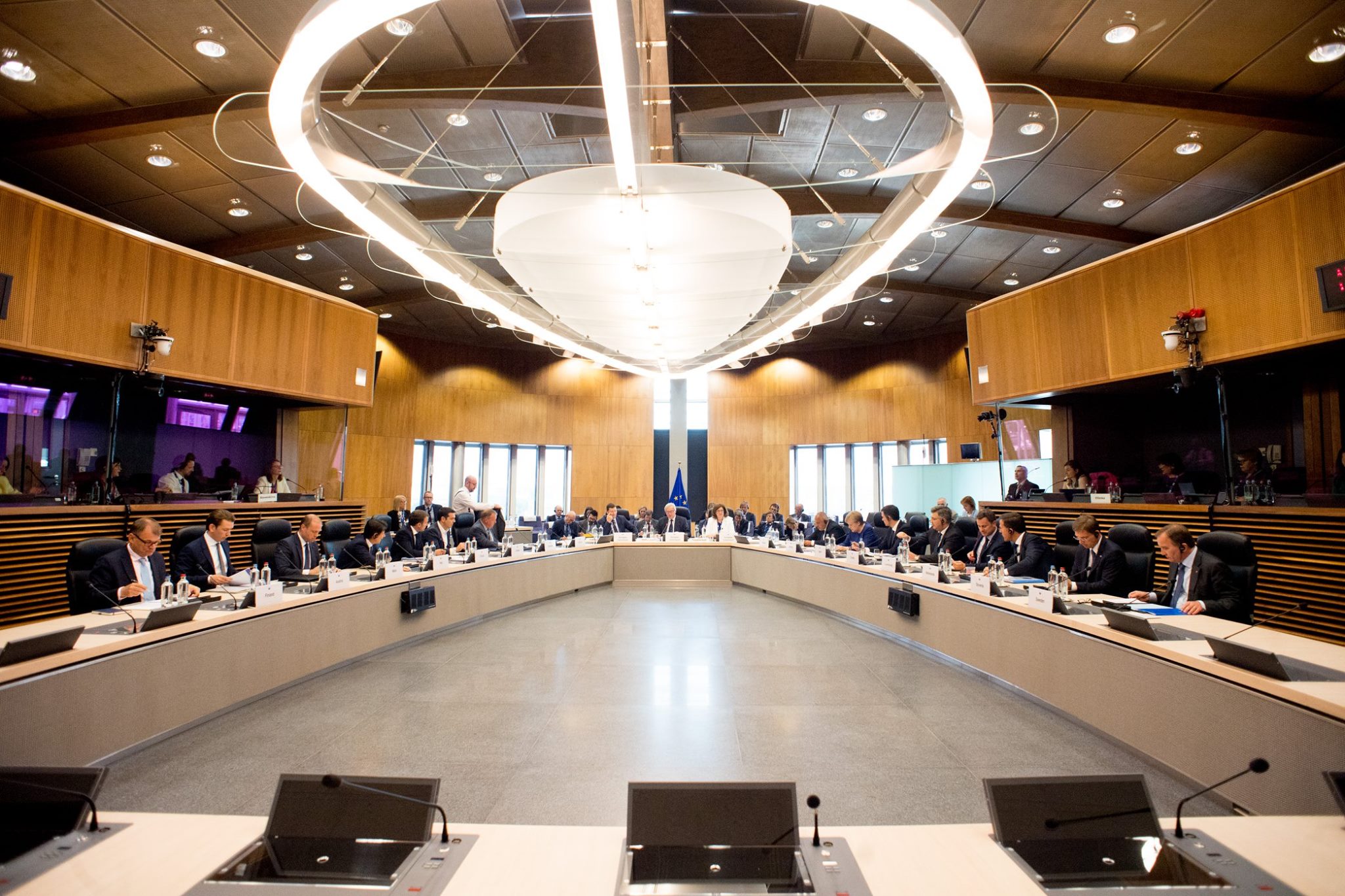 Prof. Matczak: "Ośmieszają nas, broniąc się argumentami, które nie nadają się nawet na słaby dowcip"