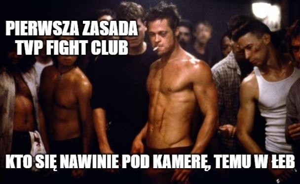 Olechowski z rządowej telewizji tłumaczy, że to nie wina TVP Info, że urzędniczka Senatu dostała kamerą w głowę