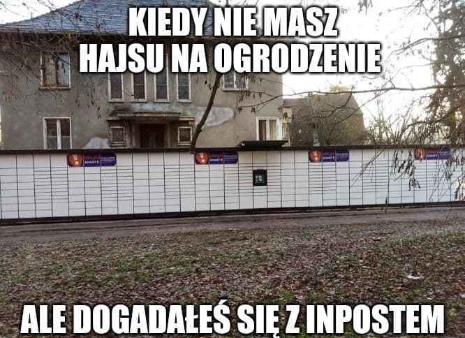 Wrocław: stanął taki szereg paczkomatów, że wygląda jak pancerny płot