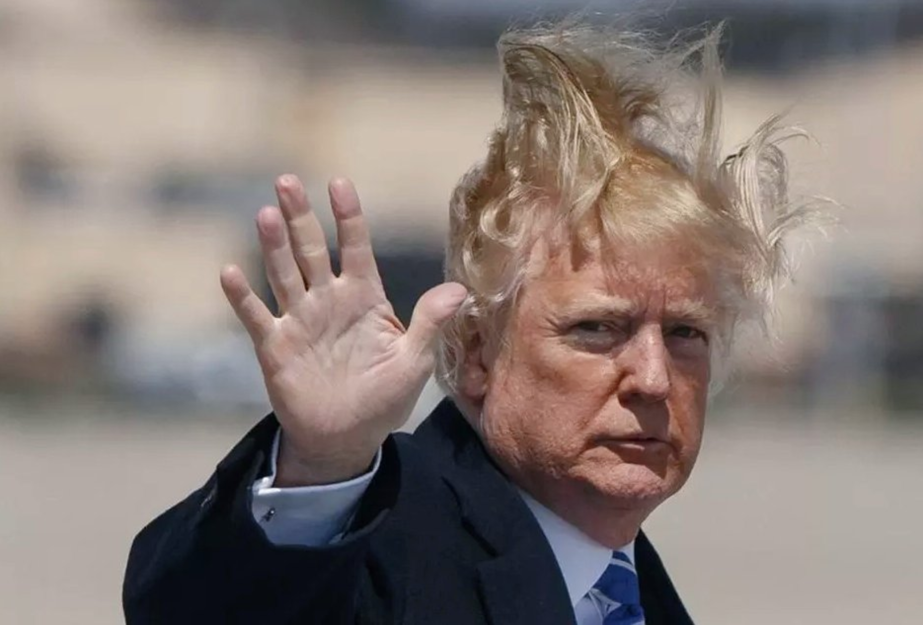 Cimoszewicz o wizycie Dudy w Białym Domu: zawracali im głowę. Jakoś go wcisnęli