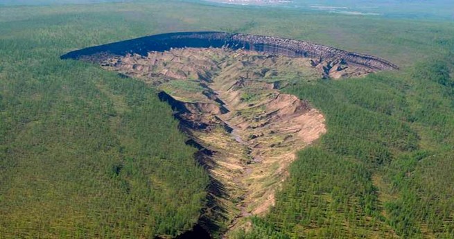Syberia: powiększają się kratery, które powstają na skutek zmian klimatu