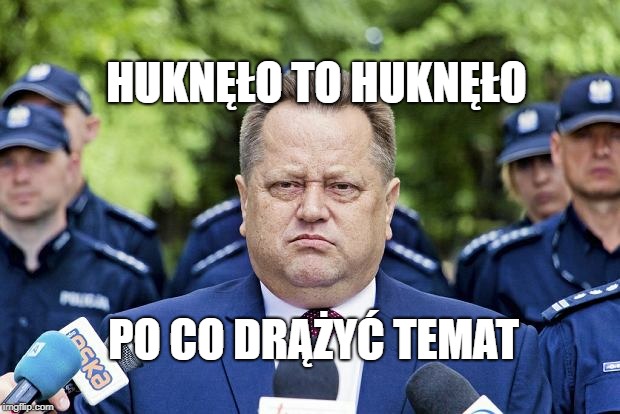 Minister nakazał salwę honorową o 4:45 rano. Odpalił też syreny