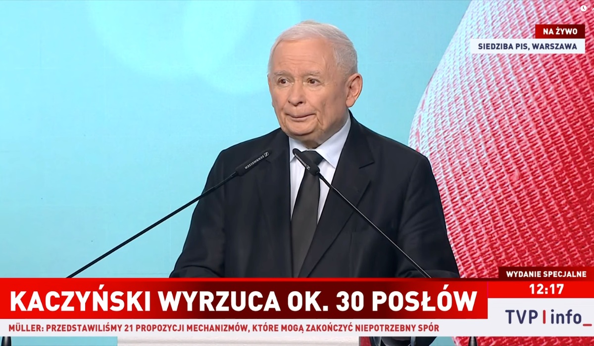 Wielka Schizma w PiS: prezes Kaczyński wyrzuca harcerzy, którzy nie podpisali partyjnego cyrografu