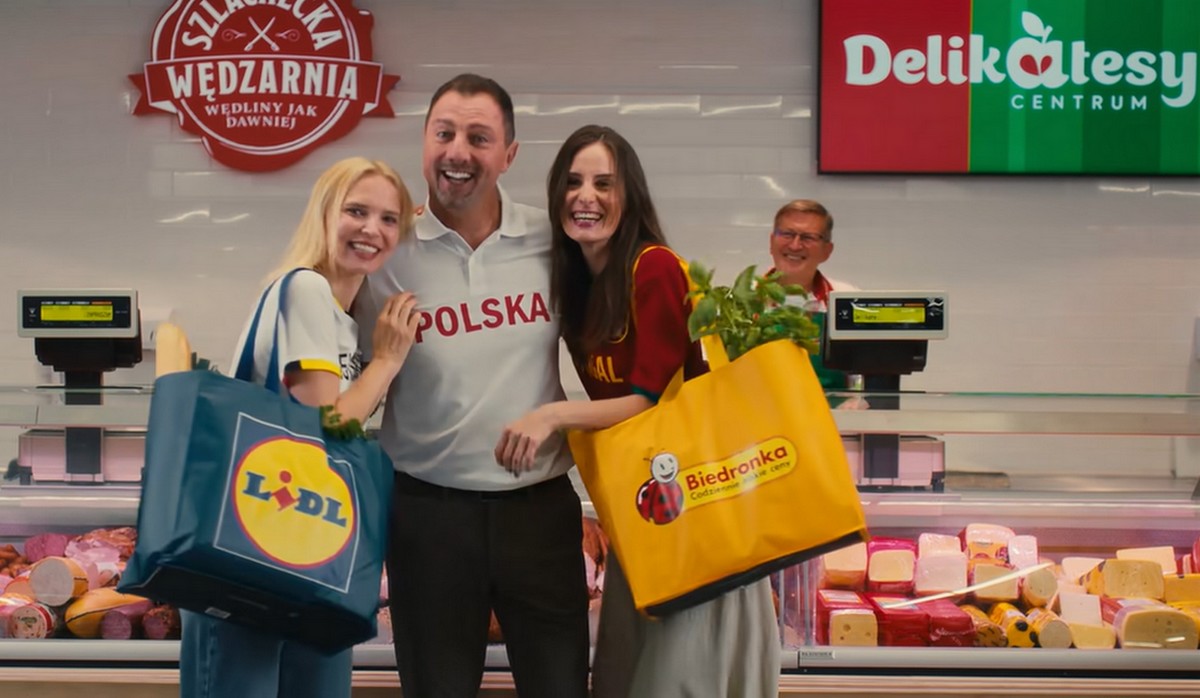 Delikatesy Centrum zaczęły kampanię przypominającą, że Lidl i Biedronka to nie są polskie sklepy