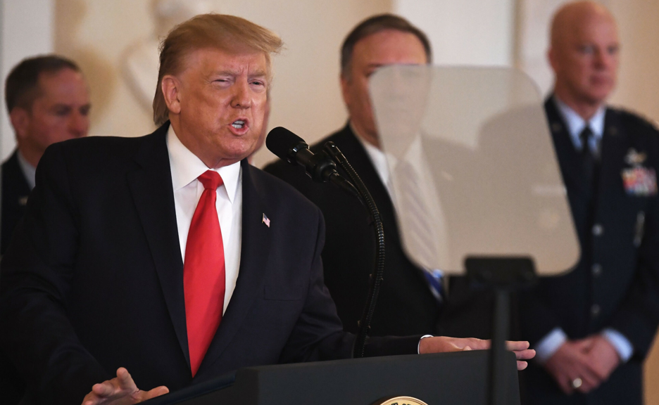 Osoba obsługująca prompter Trumpa, która zakładała się co powie prezydent, musi zapłacić 65 tys. dolarów kary 