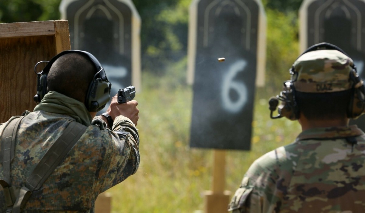 Łotwa zmienia zdanie i przywraca obowiązkową służbę wojskową