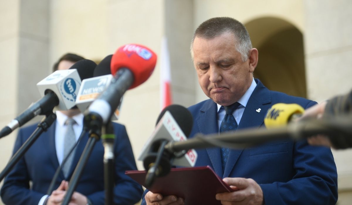 Banaś ujawnił, że niektórzy byli nakłaniani do składania fałszywych zeznań przeciwko niemu i jego rodzinie