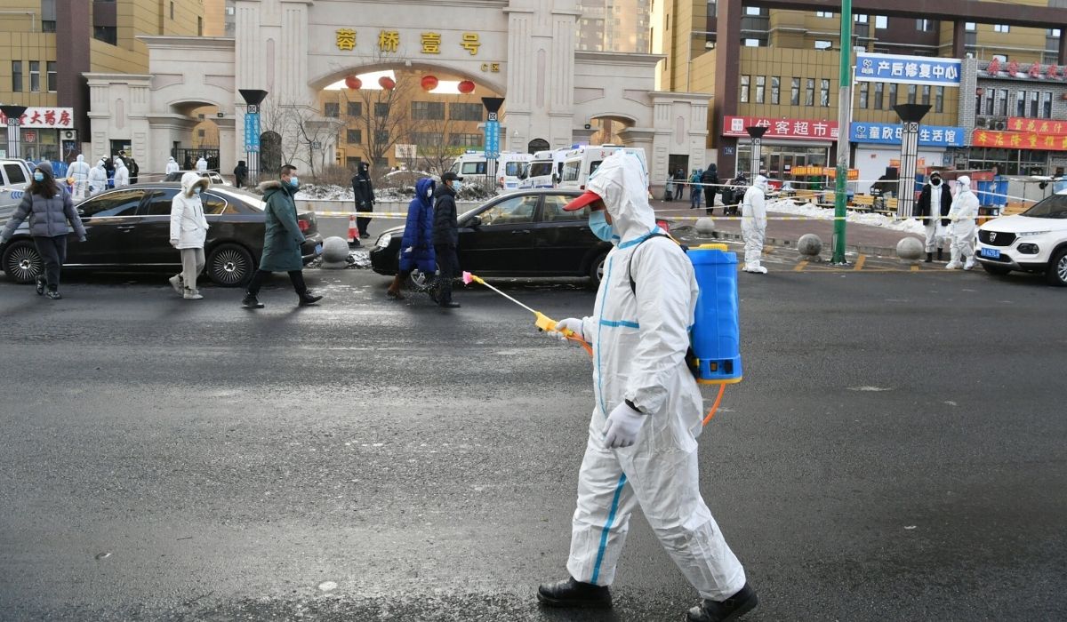 Chiny: wzrosła liczba zakażeń, jest jak w 2020, tylko przeskoczyliśmy intro