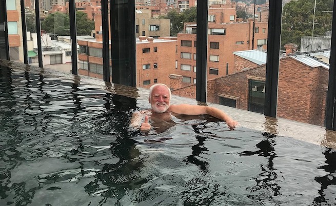 Kadr dnia: "Hide the Pain" Harold wydaje się być szczęśliwy, albo chociaż mniej nieszczęśliwy