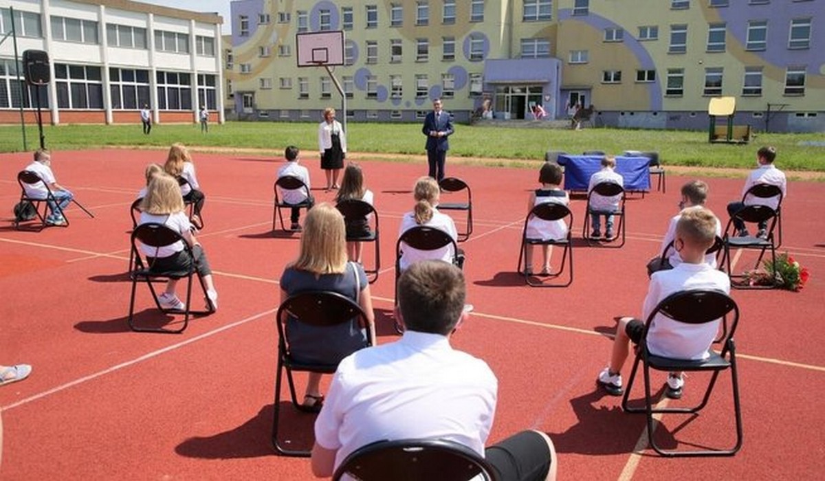 DGP: dyrektorzy szkół buntują się i samowolnie decydują o zawieszeniu lekcji