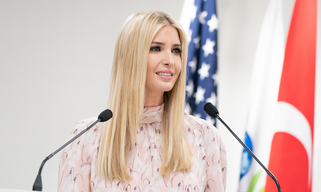 Ivanka Trump pomaga bezrobotnym Amerykanom kampanią motywującą "znajdź se coś nowego"