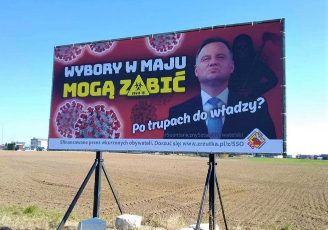 "Wkurzeni obywatele" wieszają plakaty antywyborcze z wizerunkiem Andrzeja Dudy