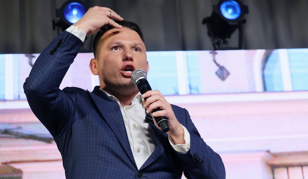 PKW po przyjrzeniu się partii Sławomira Mentzena ma podejrzenia, że mogła być nielegalnie finansowana