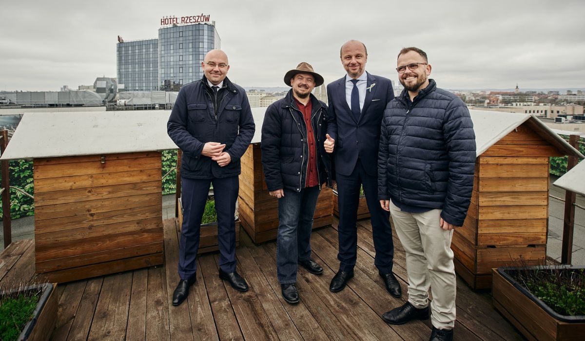 Rzeszów: uruchomiono pierwszy w Polsce Bank Pszczeli, który pomoże poszkodowanym pszczelarzom