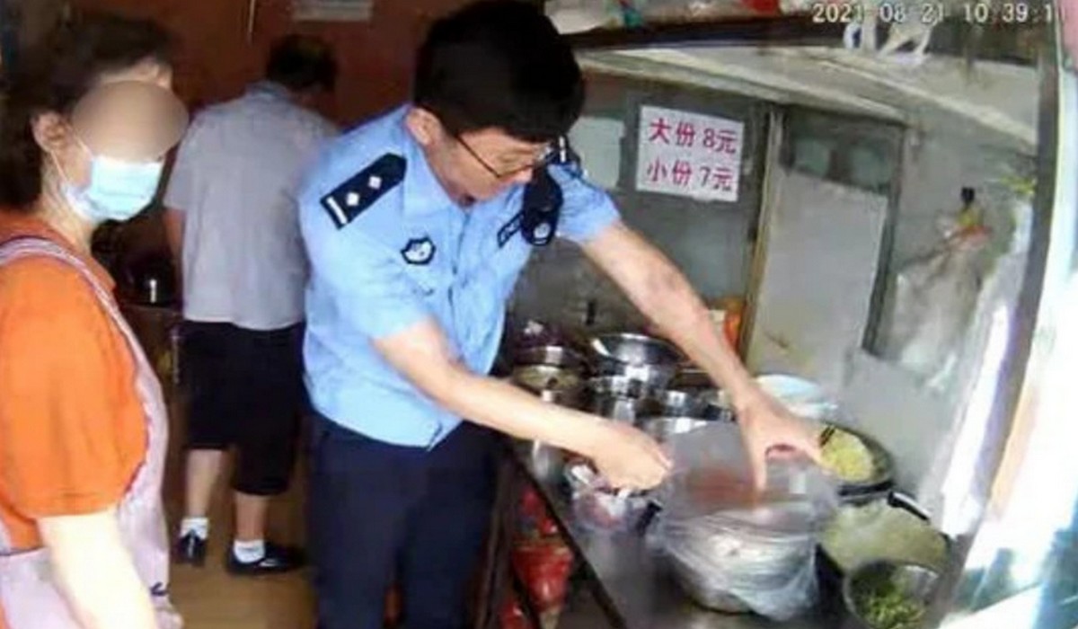 Chiny: właściciel baru dodawał n*rkotyki do jedzenia, żeby lepiej smakowało i bardziej uzależniało